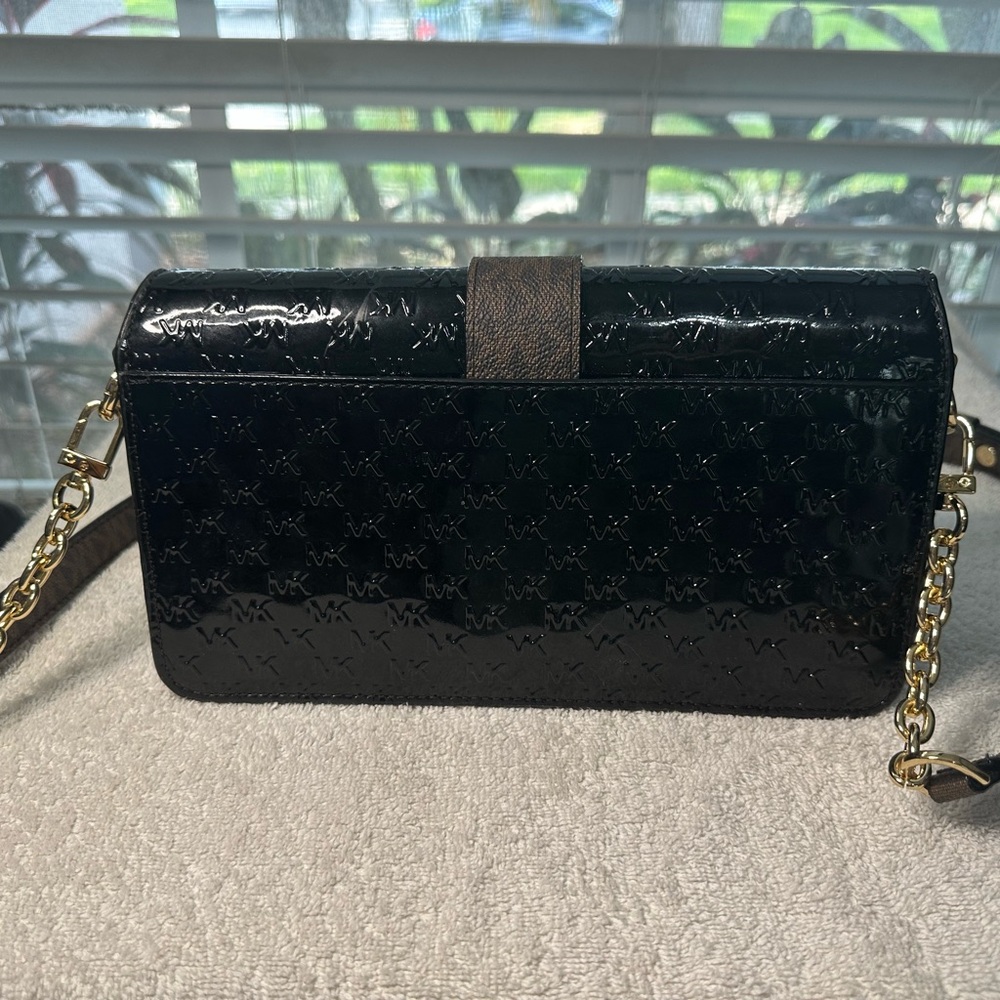 100% Authentic. Michael Kors Crossbody. - Picture 5 of 5